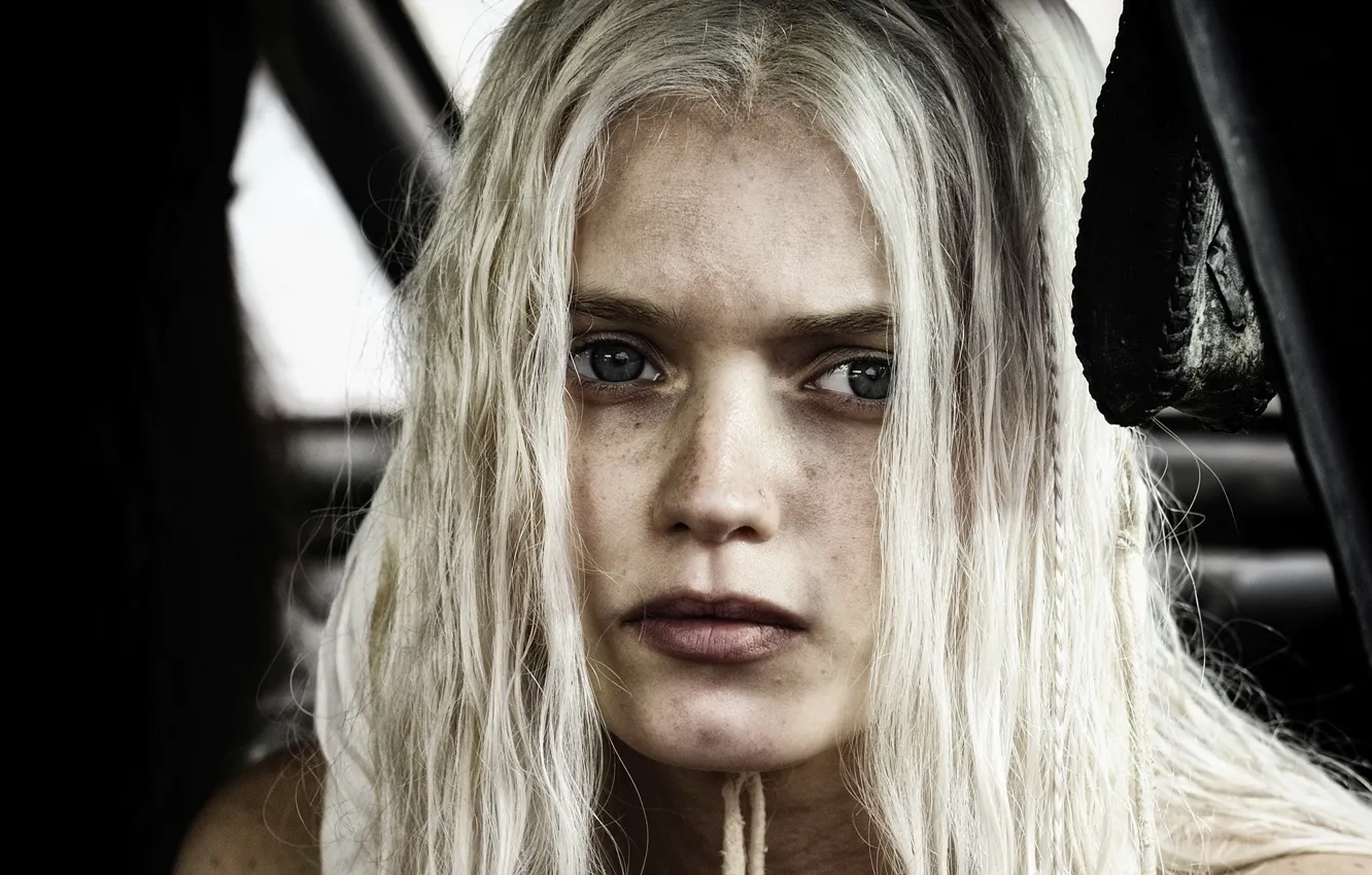 Фото обои взгляд, модель, актриса, hair, Abbey Lee Kershaw, Mad Max: Fury Road, Безумный Макс: Дорога ярости, …