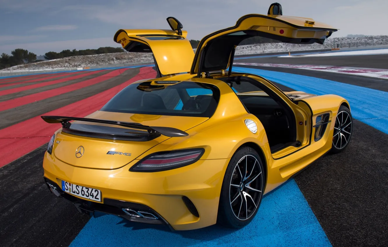 Фото обои желтый, Mercedes-Benz, двери, Мерседес, вид сзади, AMG, SLS, Black Series