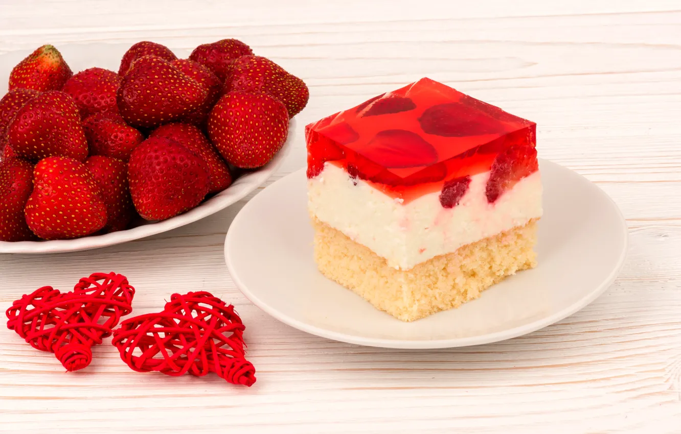 Фото обои клубника, ягода, тарелка, сердечки, сладости, пирожное, красная, День святого Валентина