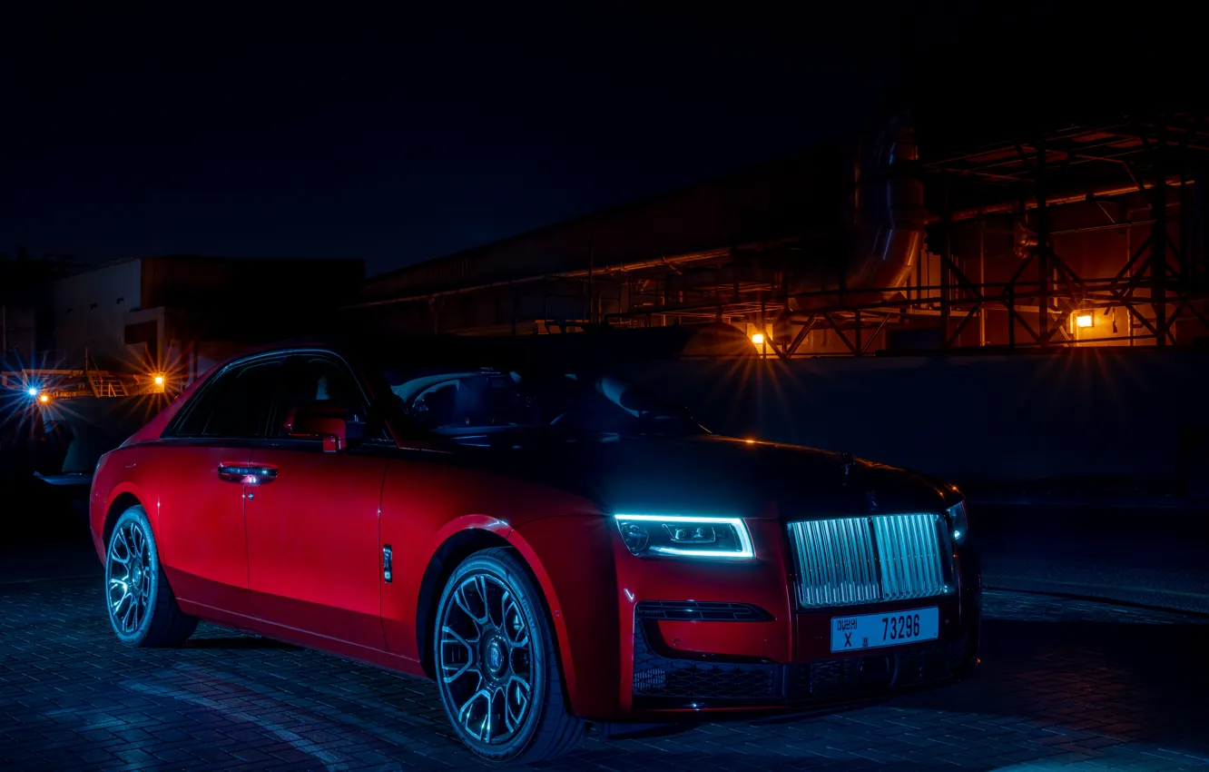 Фото обои Rolls-Royce, Light, Red, Ghost, Road, 2022, Rolls-Royce Black Badge Ghost