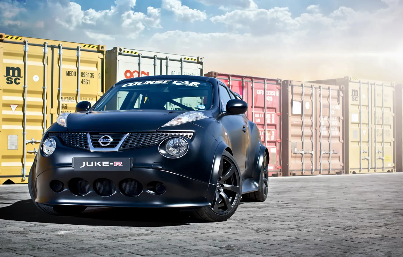 Фото обои черный, матовый, Nissan, ниссан, tuning, контейнеры, juke-r