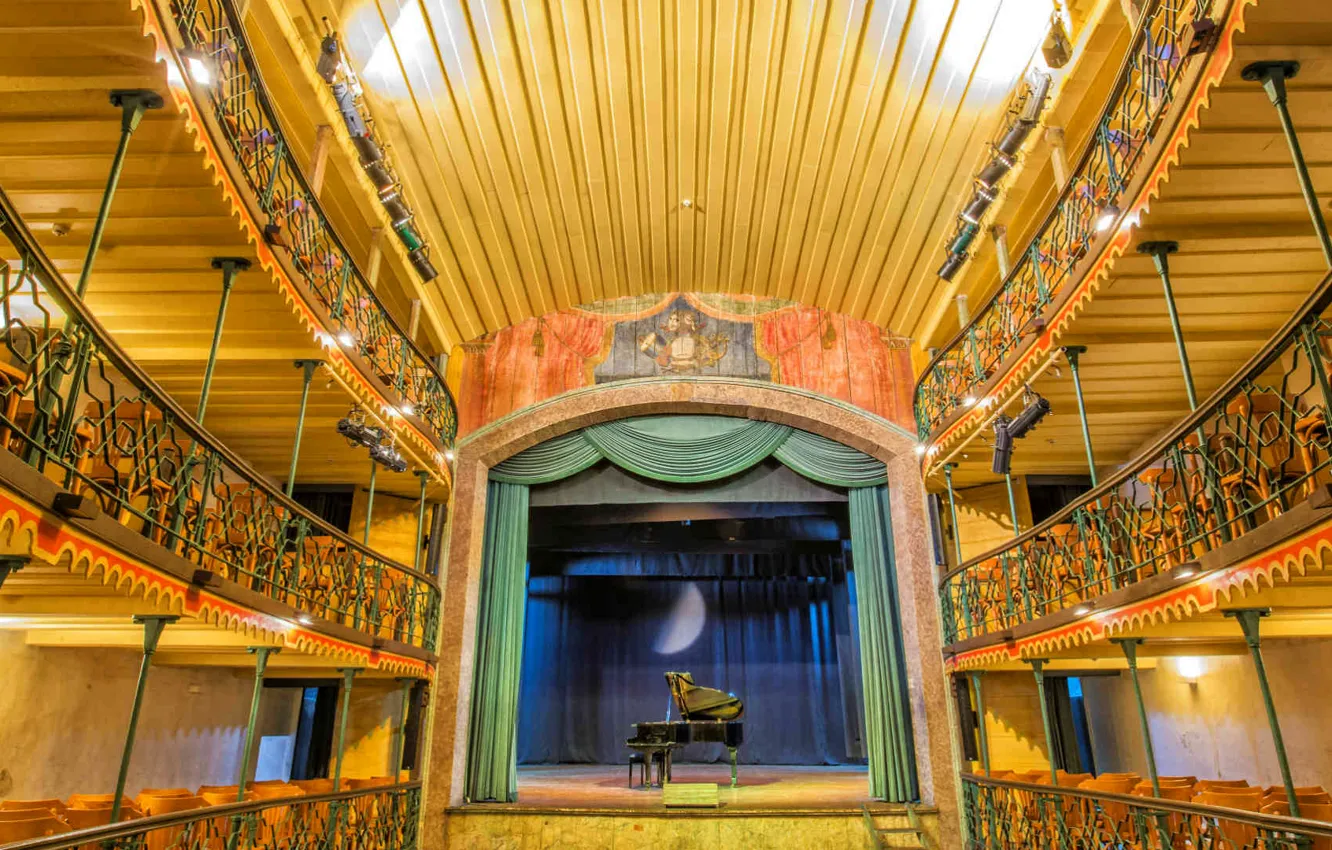 Фото обои сцена, рояль, балкон, зал, Бразилия, Минас-Жерайс, Ору-Прету, муниципальный театр