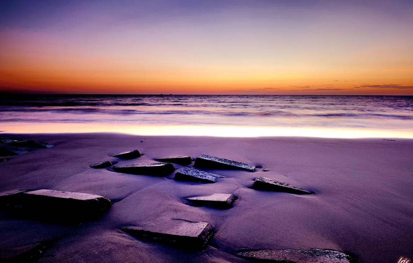 Фото обои песок, море, закат, камни, квадратные