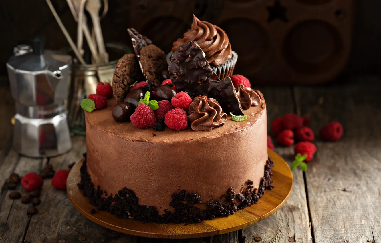 Фото обои ягоды, малина, торт, украшение, крем, кекс, шоколадный торт