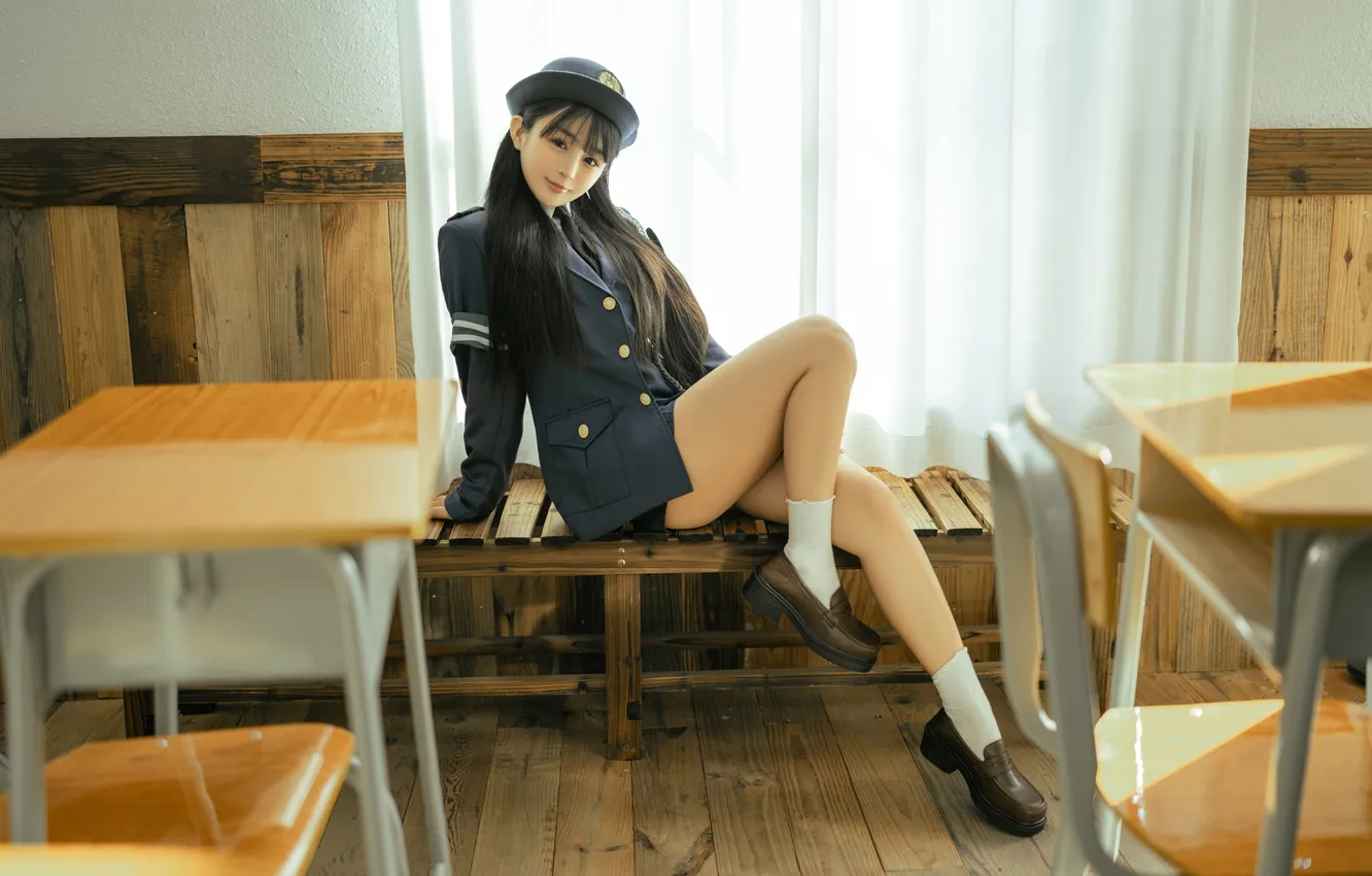 Фото обои Beautiful, Asian, Model, Smile, Table, Woman, Cute, Desk