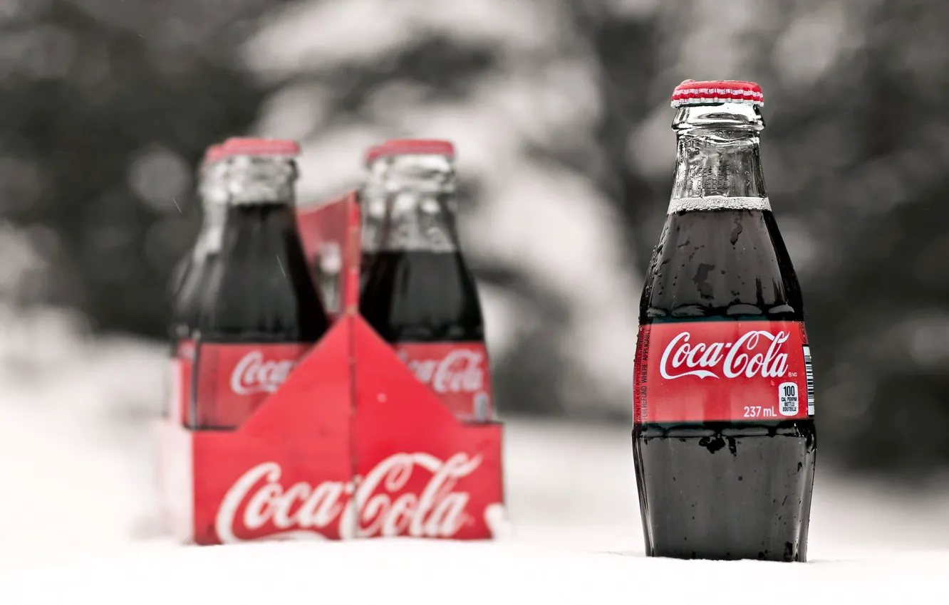 Фото обои бутылки, напиток, Coca Cola