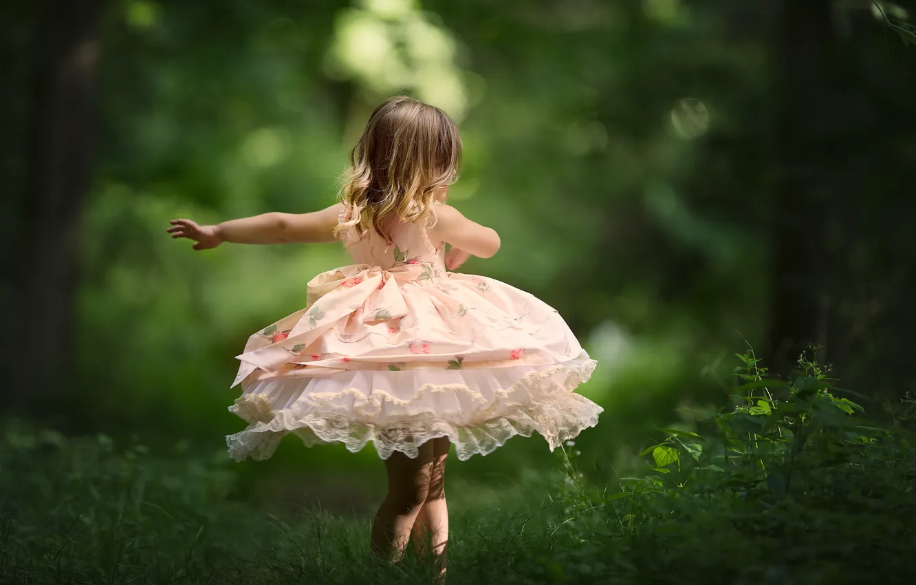 Фото обои природа, настроение, танец, платье, девочка