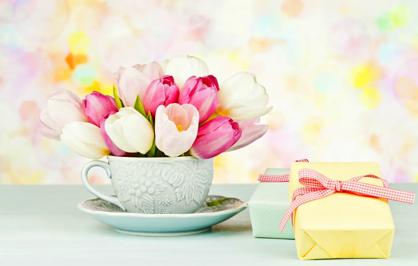 Фото обои цветы, коробка, подарок, букет, чашка, тюльпаны, розовые, box