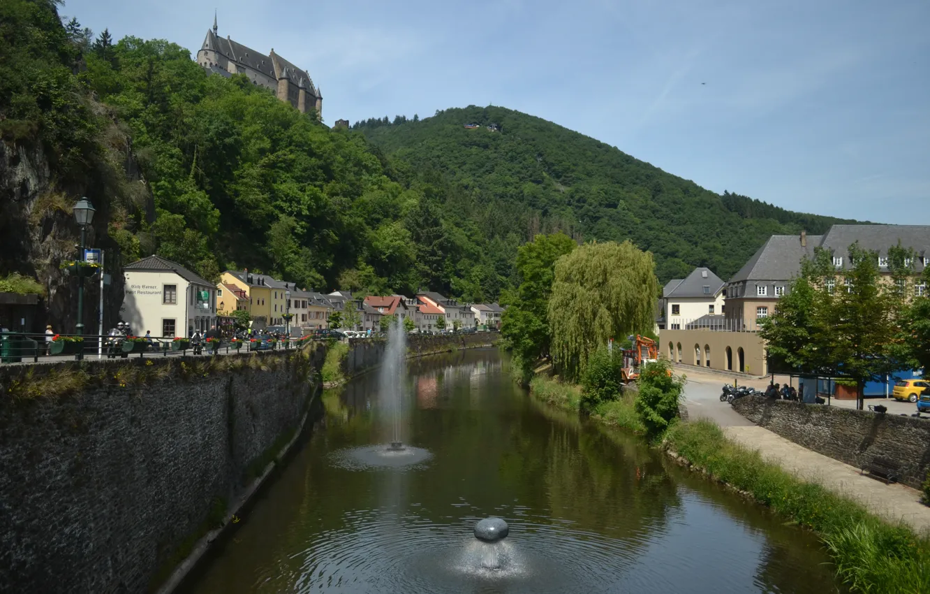 Фото обои Дома, Река, Гора, Здания, Люксембург, River, Vianden, Luxembourg