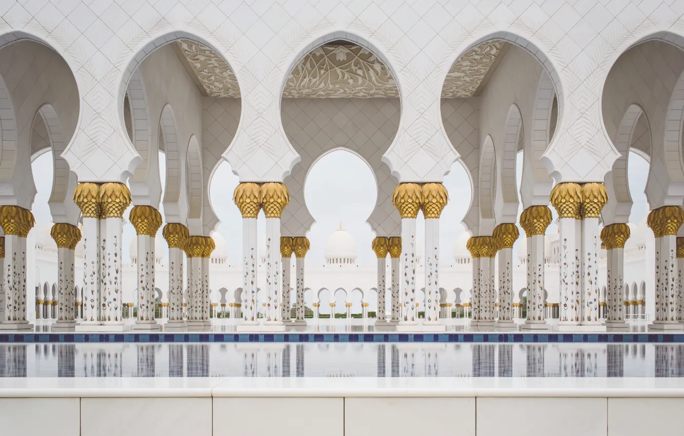 Фото обои золото, Колонны, колонны, мрамор, позолота, Мечеть, Abu Dhabi, Emirates