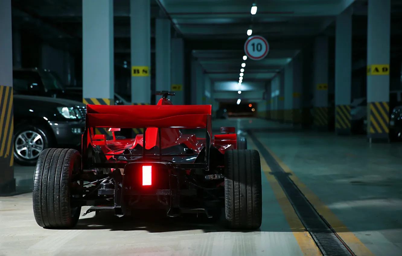 Фото обои знак, гараж, автомобиль, Formula F1
