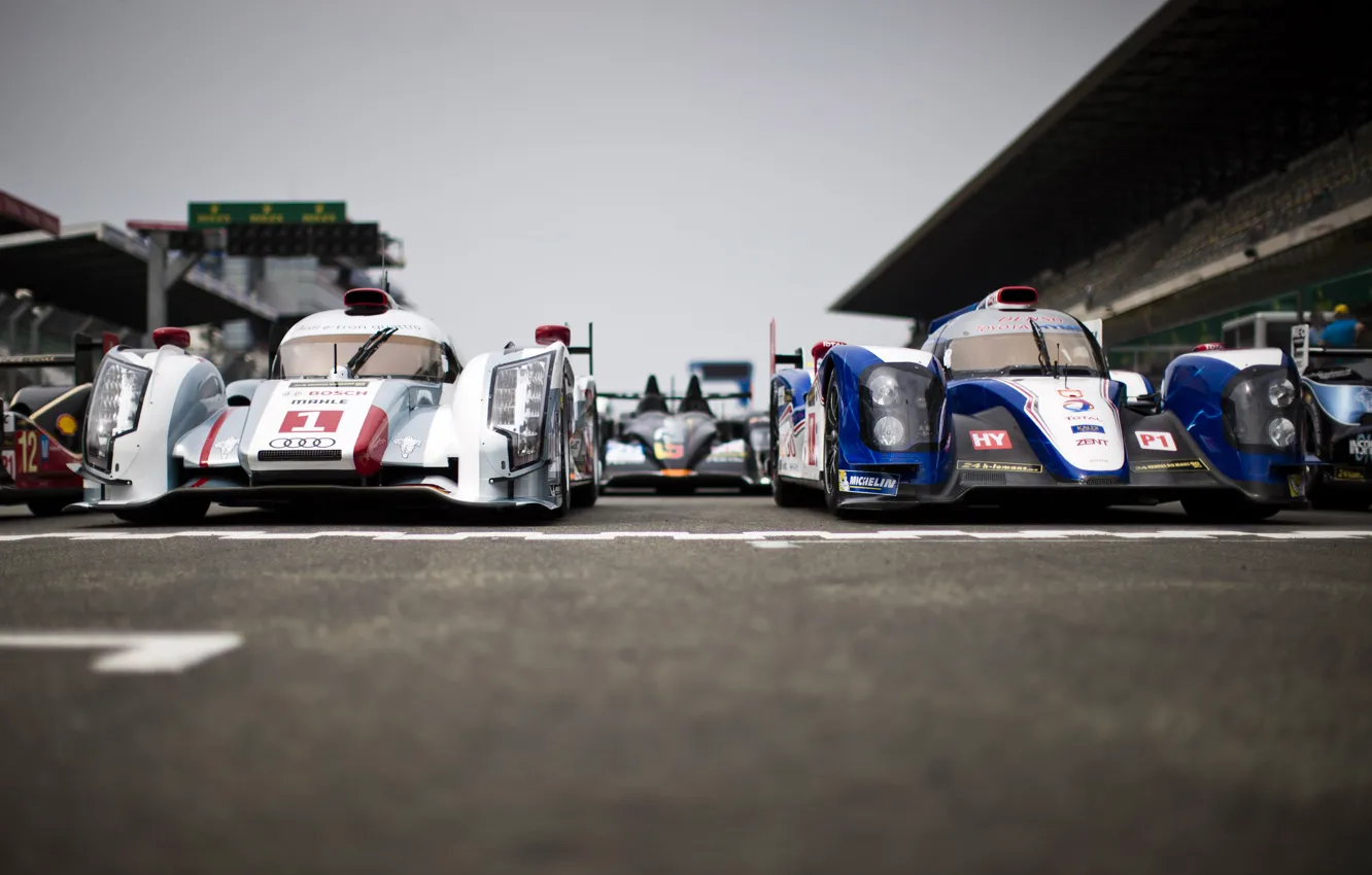 Фото обои Audi, прототип, Toyota, Le Mans 24 2013