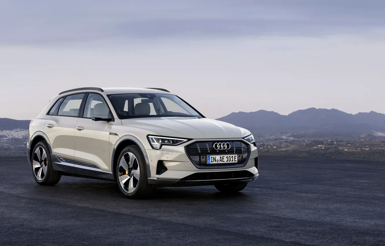 Фото обои серый, Audi, площадка, E-Tron, 2019