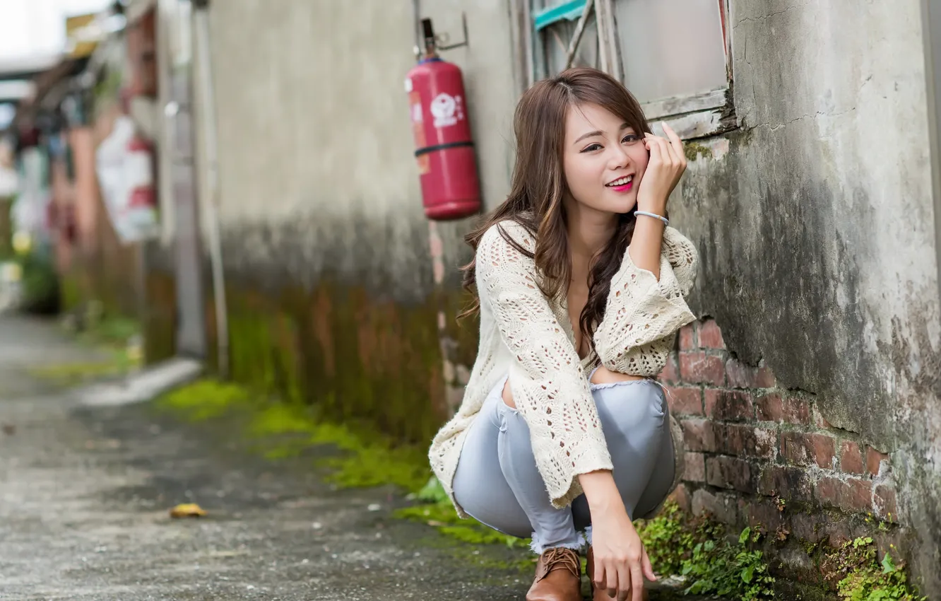 Фото обои девушка, город, улица