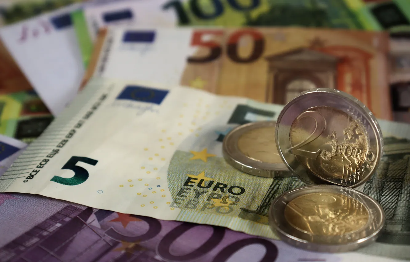 Фото обои Монеты, Купюры, Деньги, Валюта, Евро, Банкноты, Финансы, Наличные