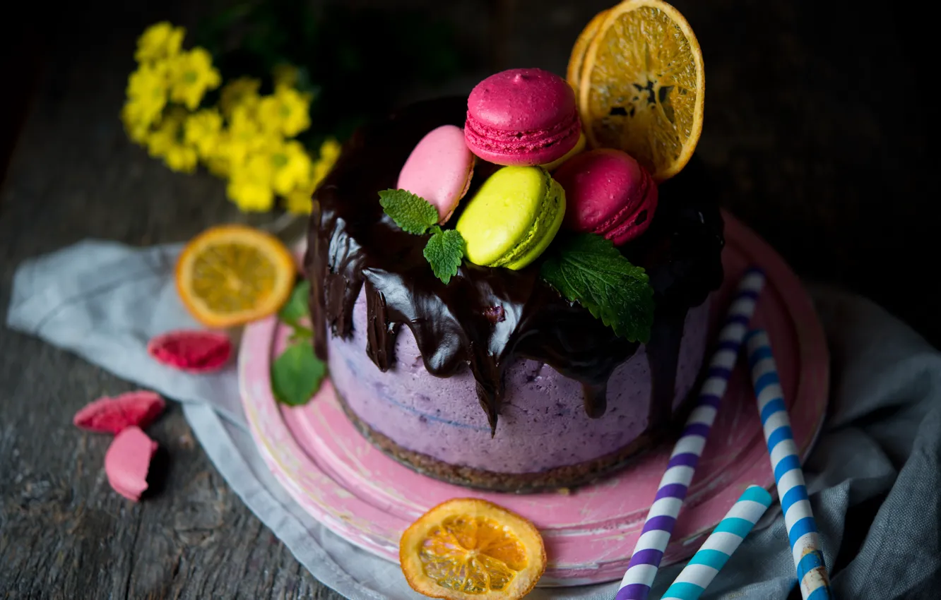 Фото обои пирожное, десерт, сладкое, макарон, шоколадная глазурь
