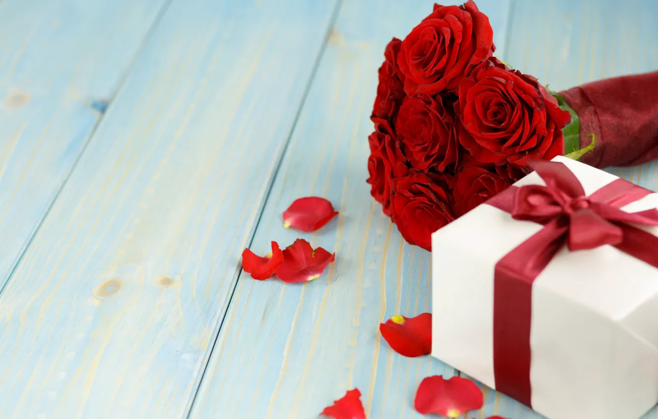 Фото обои цветы, подарок, розы, букет, лепестки, красные, red, love