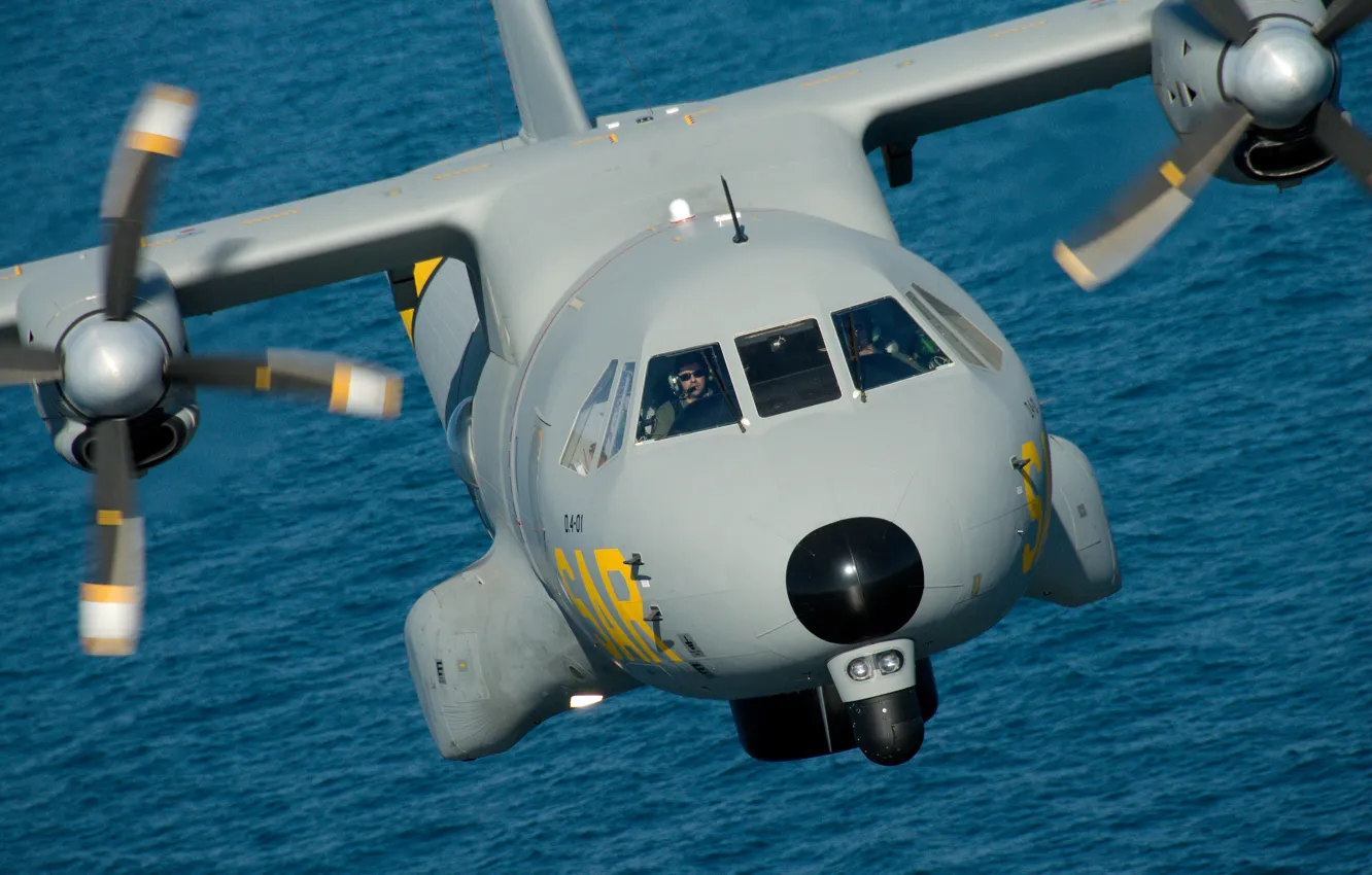 Фото обои вода, полёт, военно-транспортный самолёт, Spanish Air Force, Airbus CN-235 T.19/D4 Ala 48, Военно-воздушные силы Испании, …
