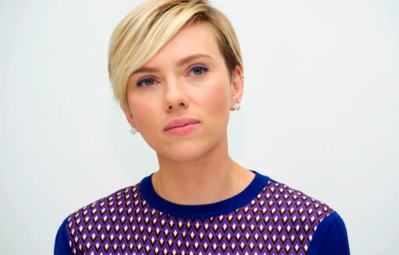 Фото обои Scarlett Johansson, пресс-конференция, Мстители:Эра Альтрона