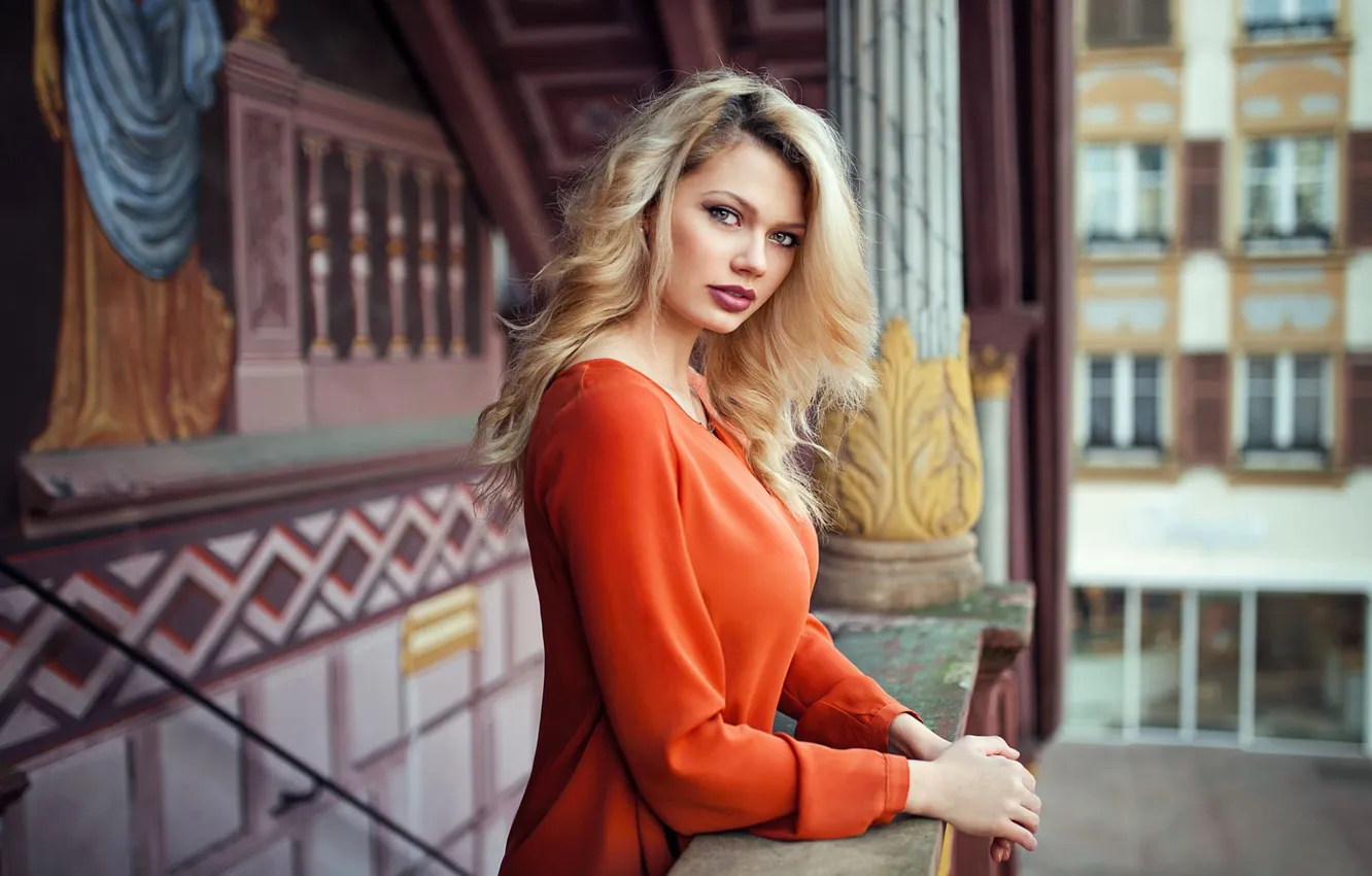 Фото обои Orange, Blonde, View, Lips, Hair, Shirt, Ekaterina, Lods Frank