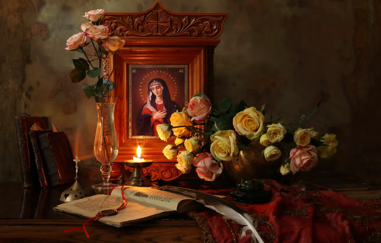 Фото обои свеча, букет, икона, Натюрморт с иконой и цветами
