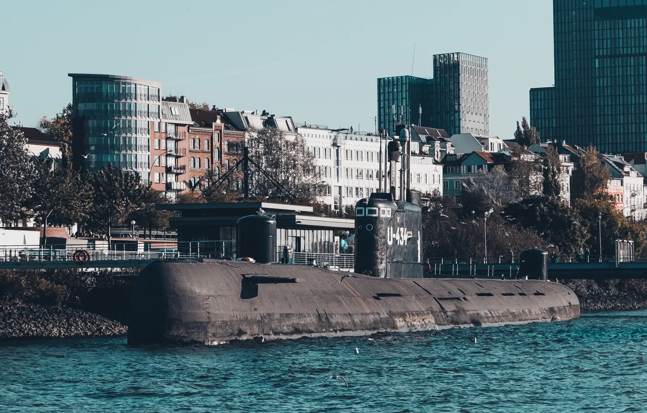 Фото обои Подводная лодка, порт, музей, Гамбург, дизель, советская, электрическая