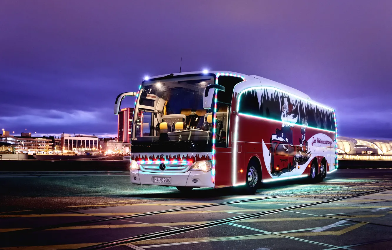 Фото обои new year, mercedes benz, bus, coach, travego