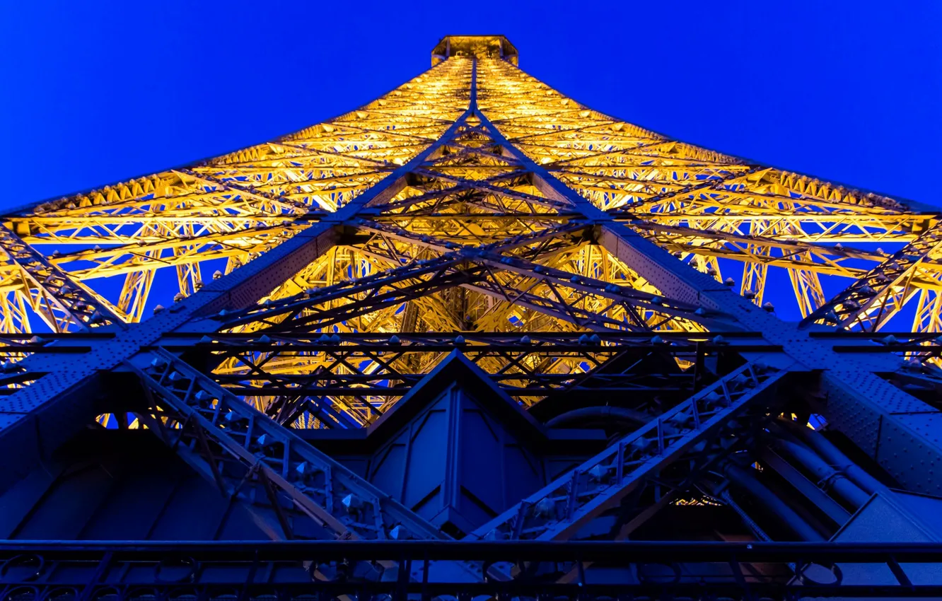 Фото обои огни, Франция, Париж, Эйфелева башня