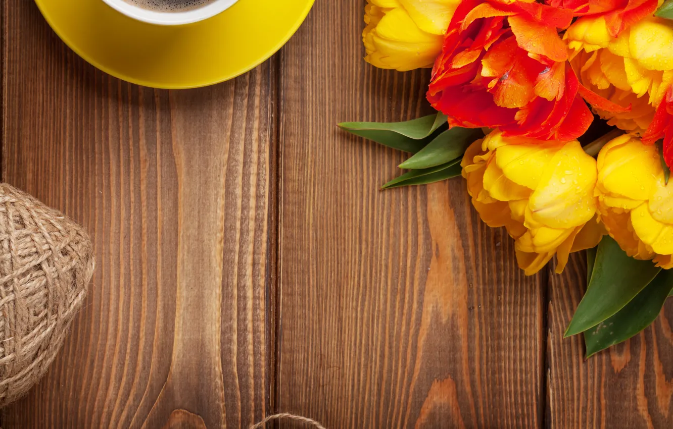 Фото обои кофе, букет, colorful, тюльпаны, yellow, flowers, cup, tulips