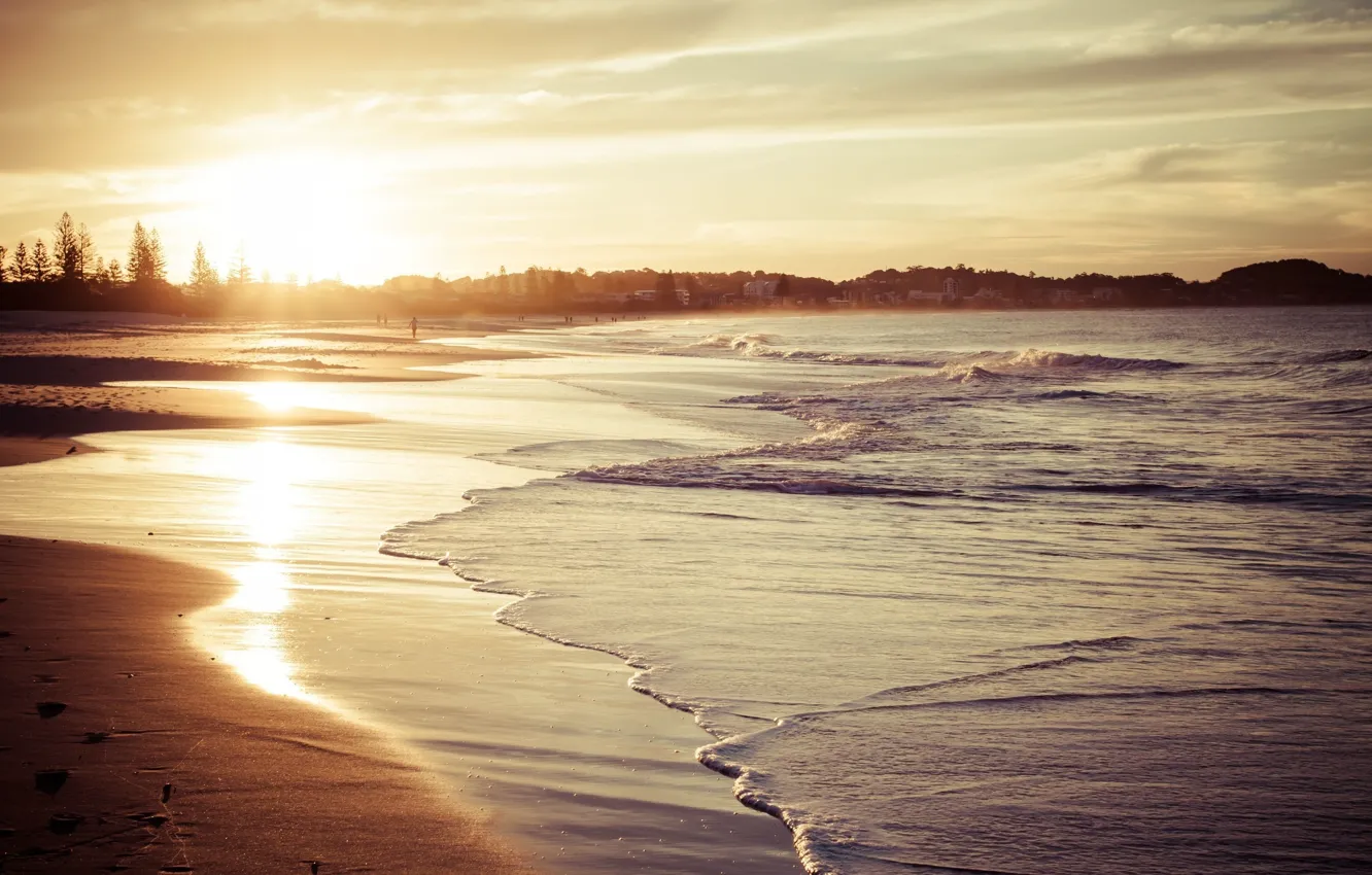 Фото обои песок, волны, небо, солнце, свет, Пляж