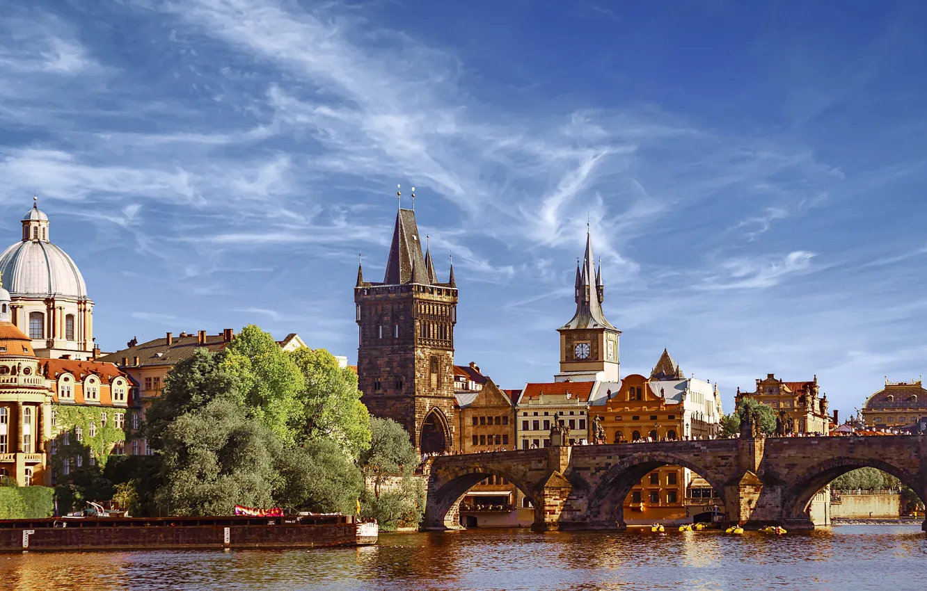 Фото обои мост, город, река, здания, дома, Прага, Чехия, башни