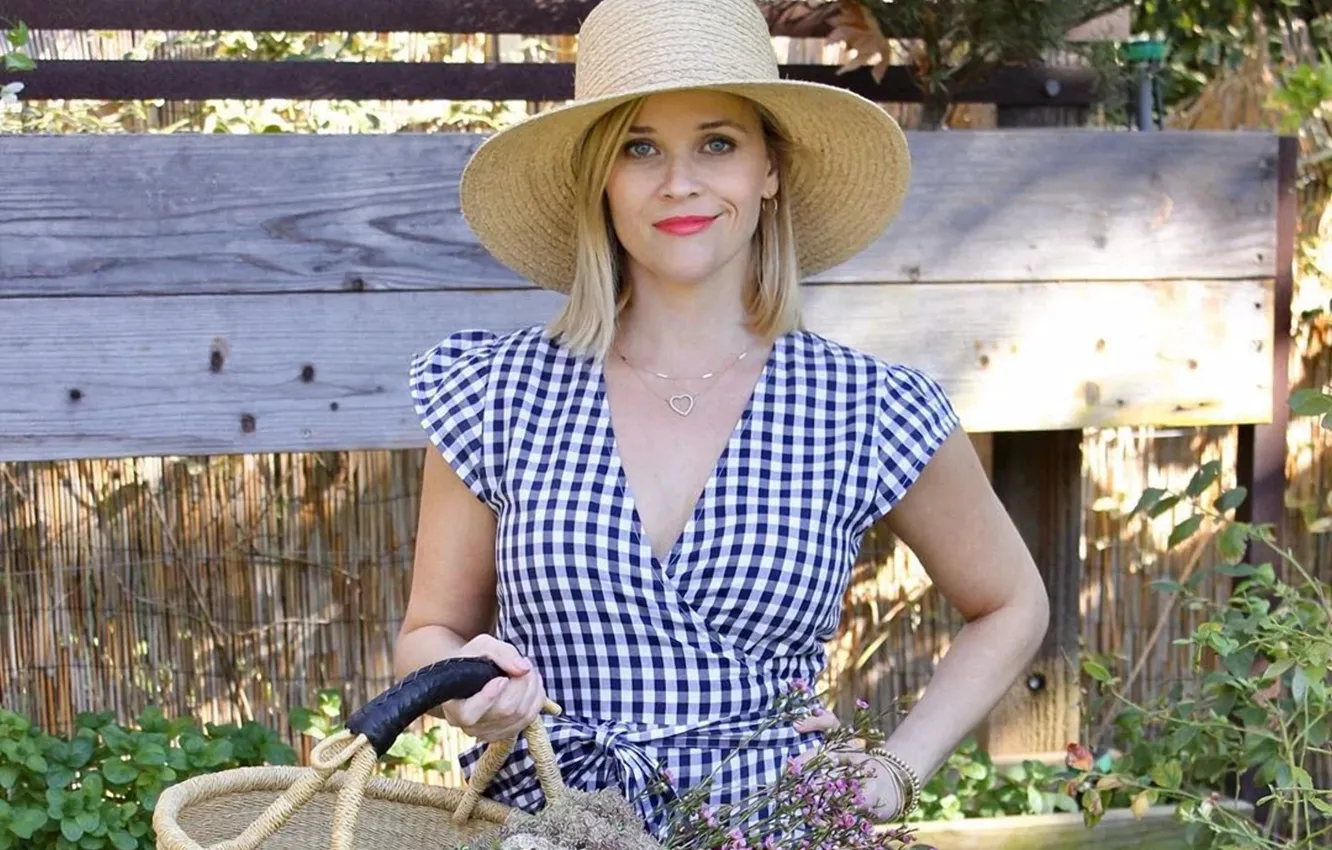 Фото обои цветы, актриса, блондинка, шляпка, красивая, Reese Witherspoon, Риз Уизерспун