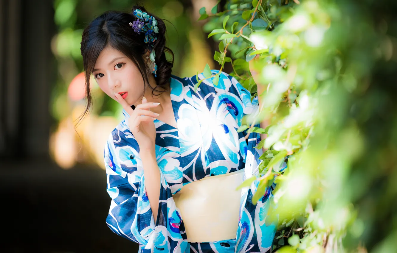 Фото обои кимоно, азиатка, жест, боке