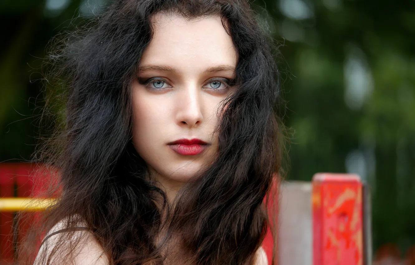 Фото обои глаза, взгляд, девушка, лицо, волосы, помада, губы