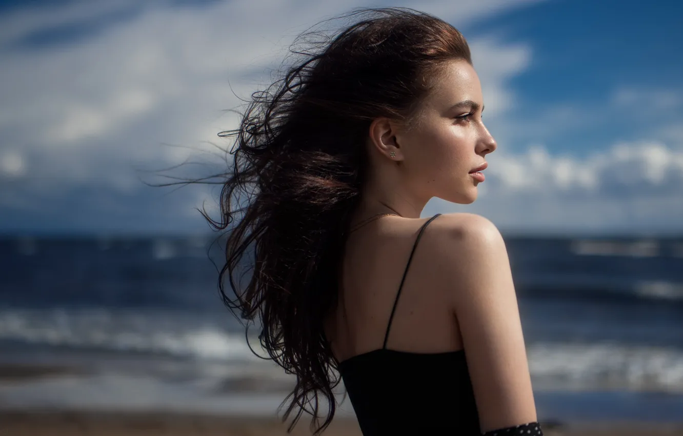 Фото обои girl, sky, long hair, sea, photo, photographer, model, bokeh