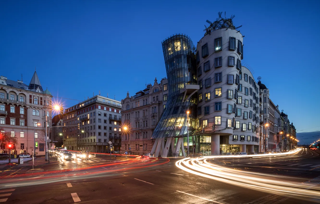 Фото обои дорога, дизайн, огни, улица, здания, дома, вечер, Прага