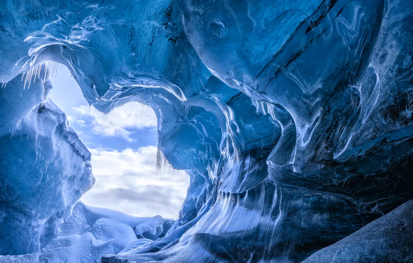 Фото обои зима, снег, лёд, сосульки, пещера, Исландия, грот