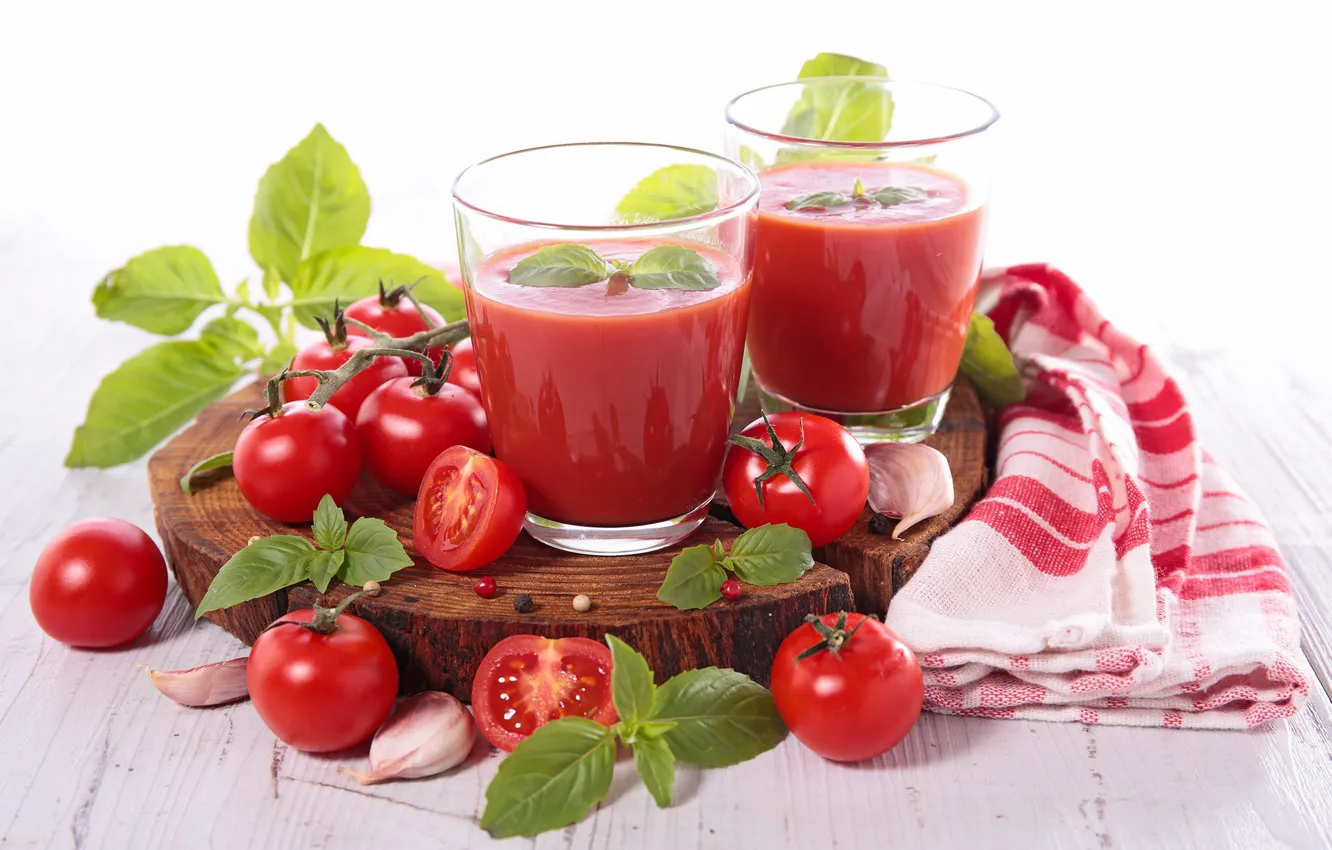 Фото обои сок, помидоры, специи, базилик