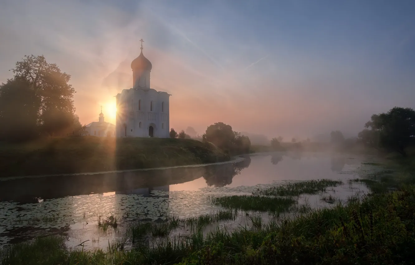 Фото обои солнце, лучи, пейзаж, природа, река, рассвет, берег, утро