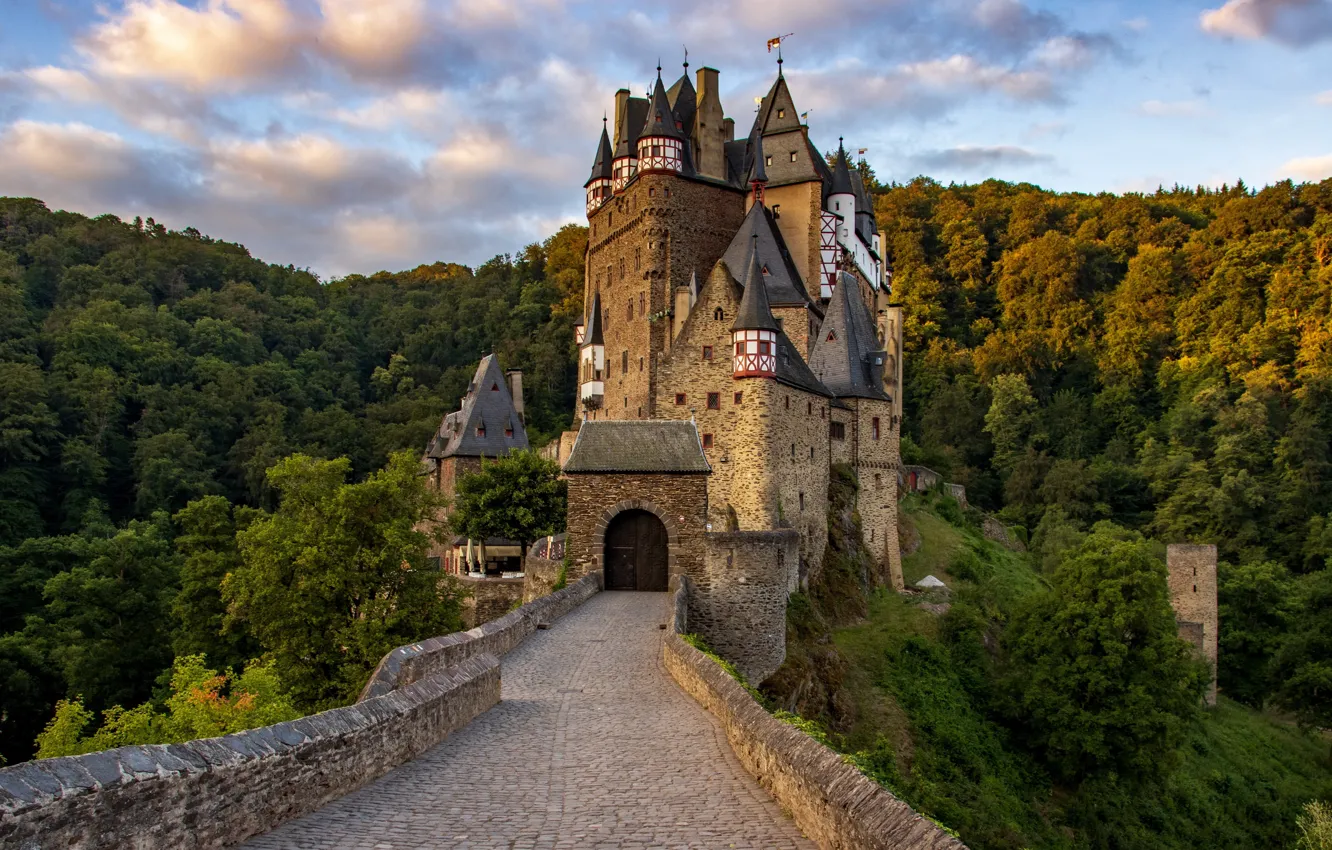 Фото обои Rhineland-Palatinate, Wierschem, Medieval castle