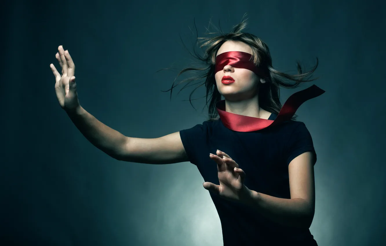 Фото обои девушка, повязка, young woman blindfold
