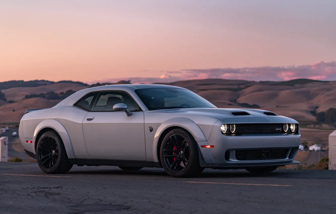 Dodge srt Hellcat Р±РµР»С‹Р№ 2020