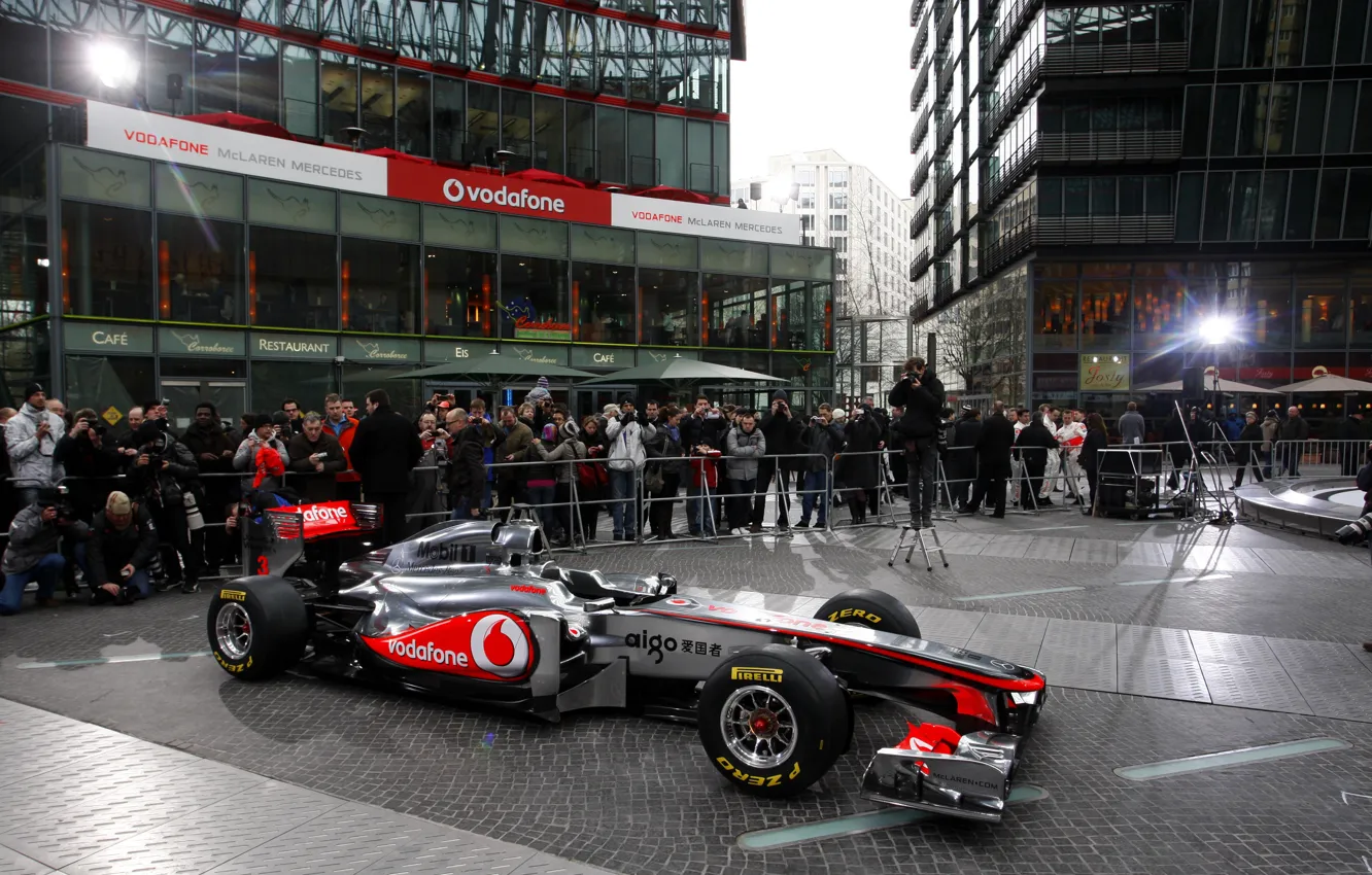 Фото обои McLaren, формула 1, болид, formula 1, презентация