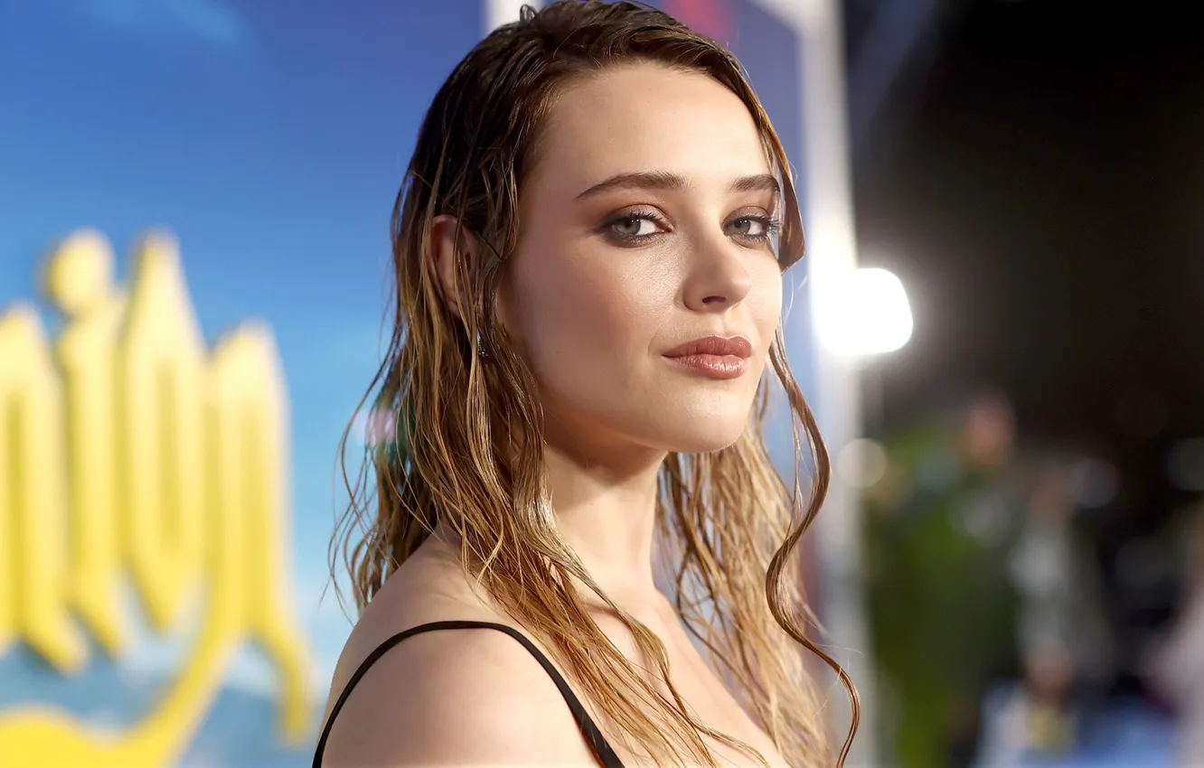 Фото обои взгляд, портрет, актриса, шатенка, красотка, боке, австралийская, Katherine Langford