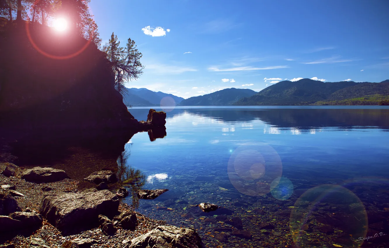 Фото обои вода, солнце, пейзаж, горы, природа, скала, озеро, камни