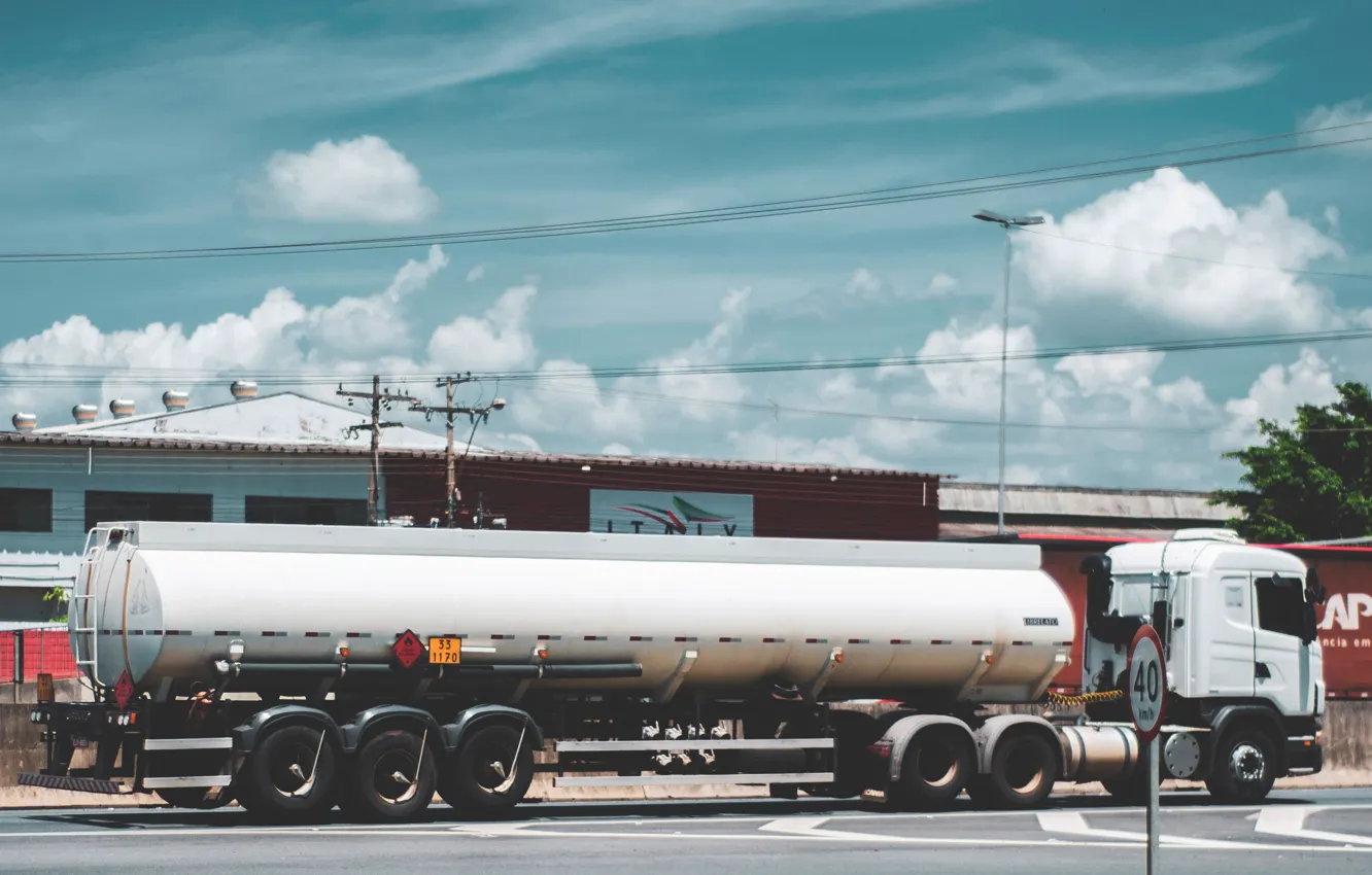 Фото обои Clouds, Sky, Truck, Trailer, Oil, Gas, Driving, Antonino Visalli