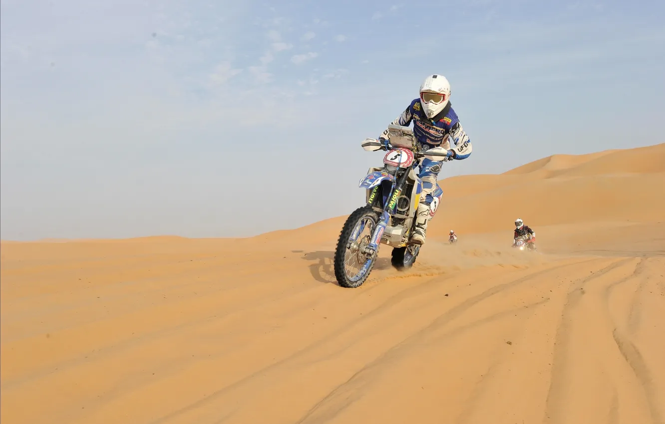 Фото обои Песок, Спорт, Пустыня, Гонка, Мотоцикл, Мото, гонщик, Rally