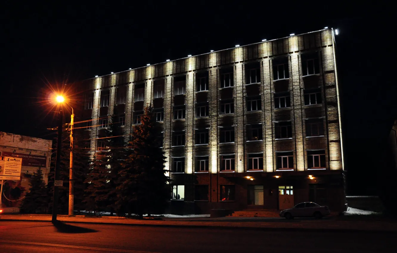Фото обои ночь, здания, фонари, гуляет