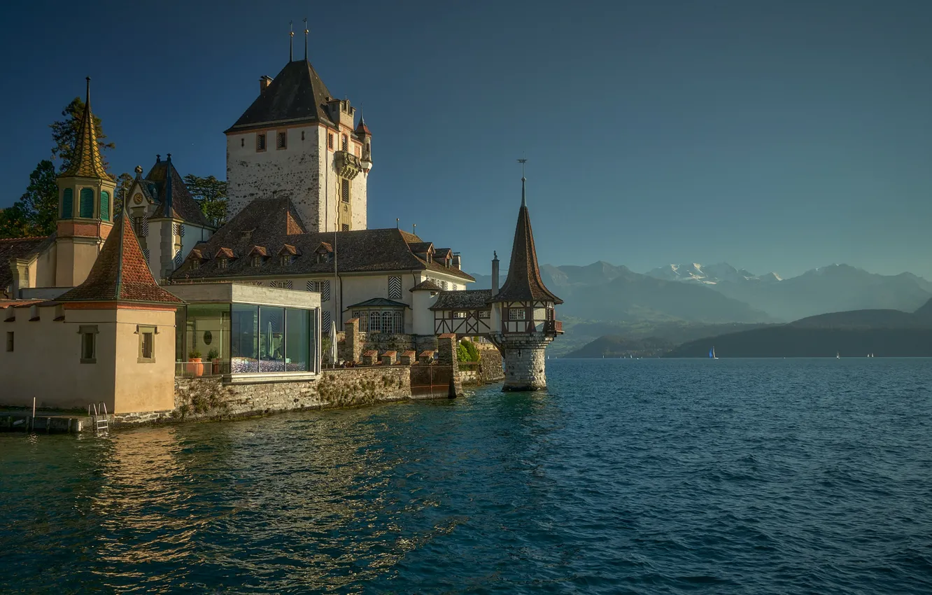 Фото обои пейзаж, горы, озеро, замок, Швейцария, Оберхофен, Тунское озеро