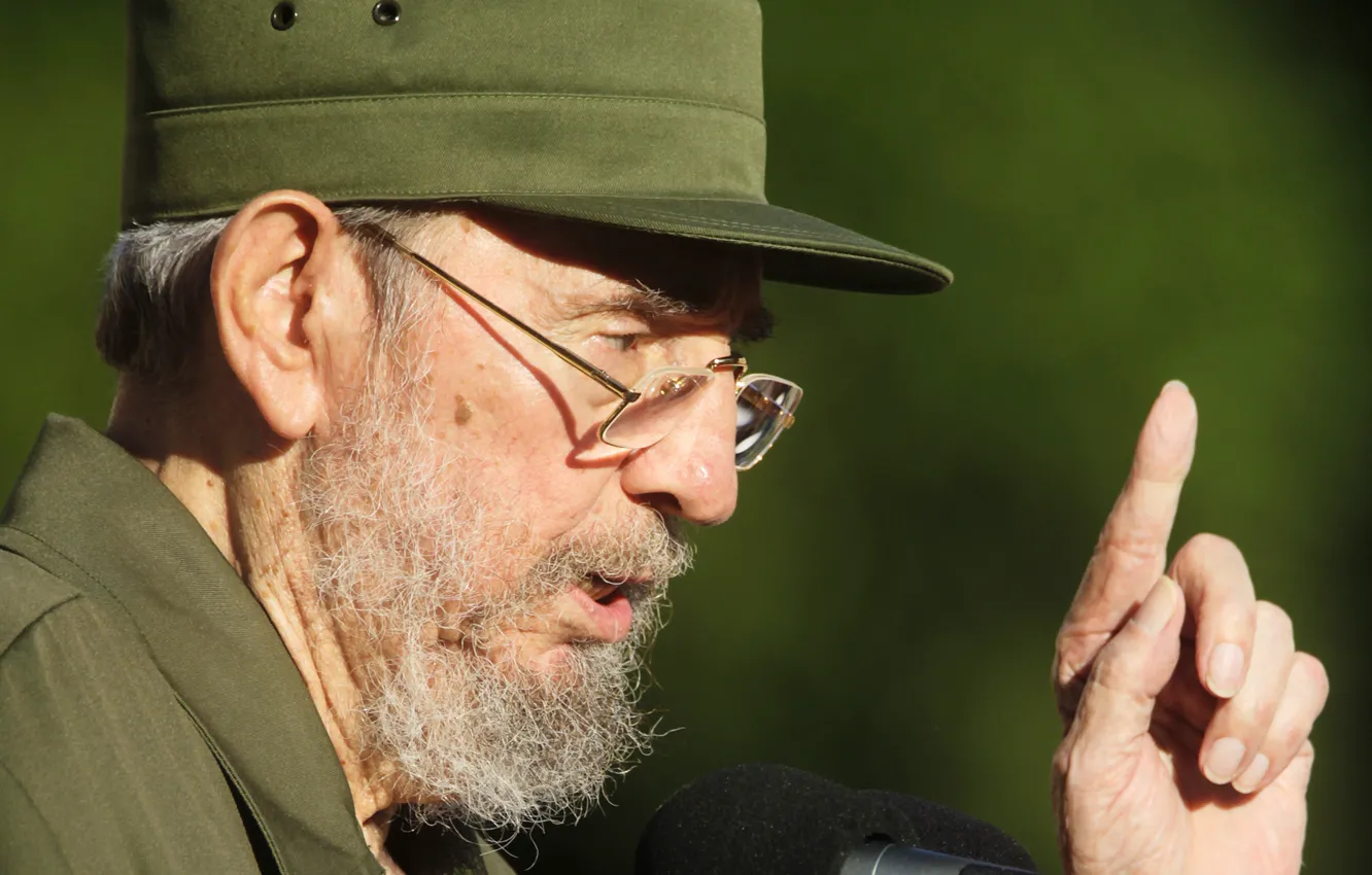 Фото обои man, Cuba, green hat, Fidel Castro